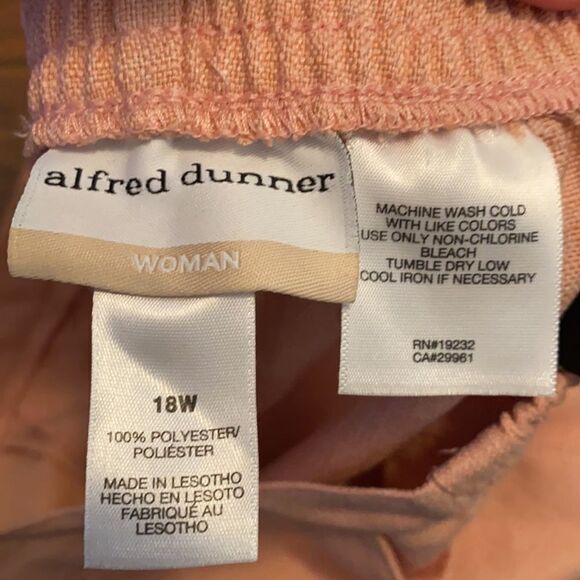 Alfred Dunner Pink Feminine Grandma Core Classic Fit Pull-On Casual Pants NEW - Picture 11 of 11